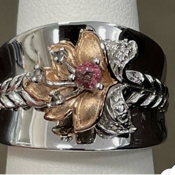 Jewelry - Vintage 925 Silver and Gold Floral Ring with Pink Gemstone